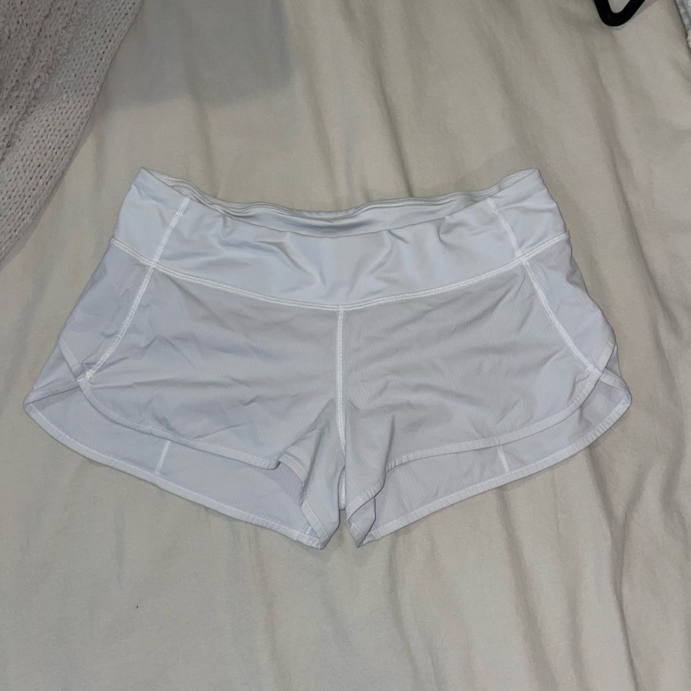 Lululemon Speed Up shorts 2.5”